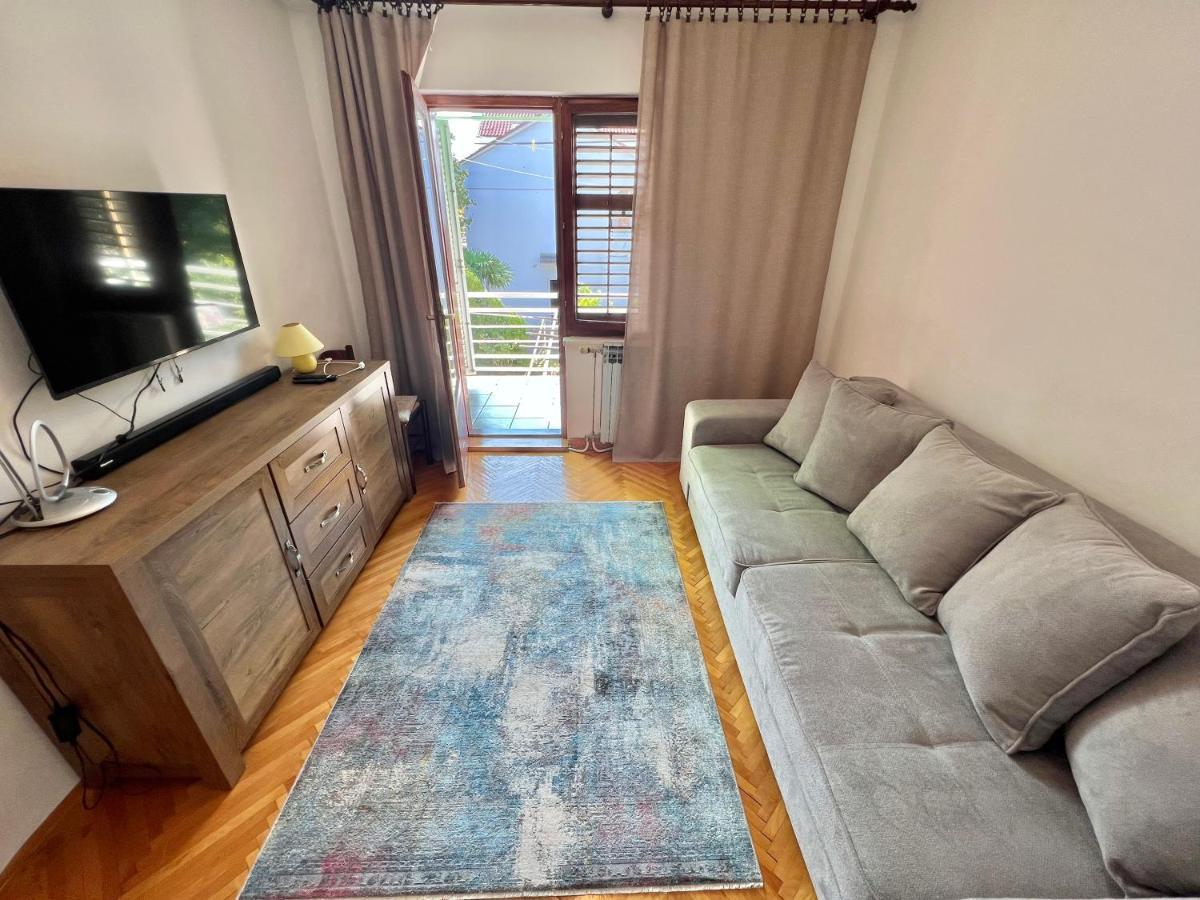 Apartments Jadranka Dramalj Ngoại thất bức ảnh