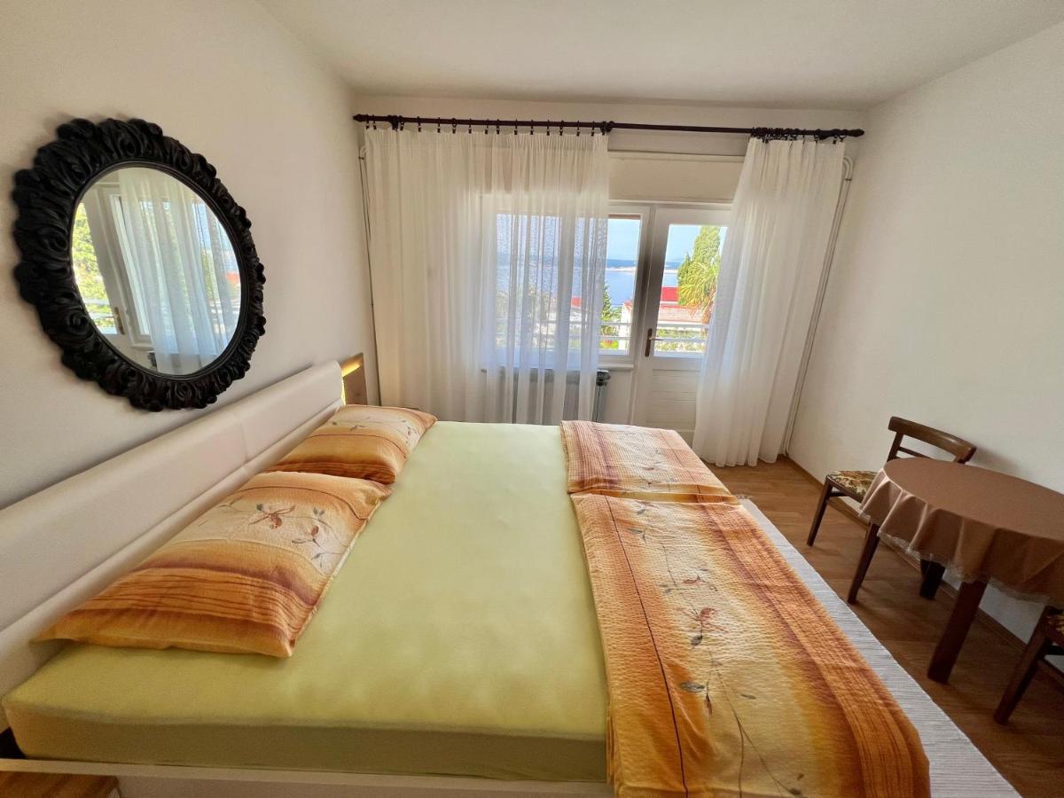 Apartments Jadranka Dramalj Ngoại thất bức ảnh