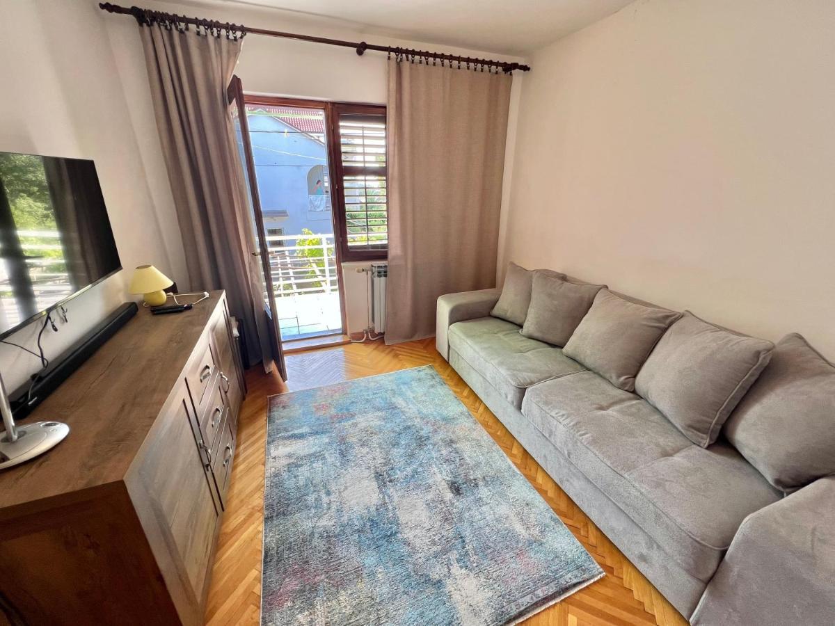 Apartments Jadranka Dramalj Ngoại thất bức ảnh