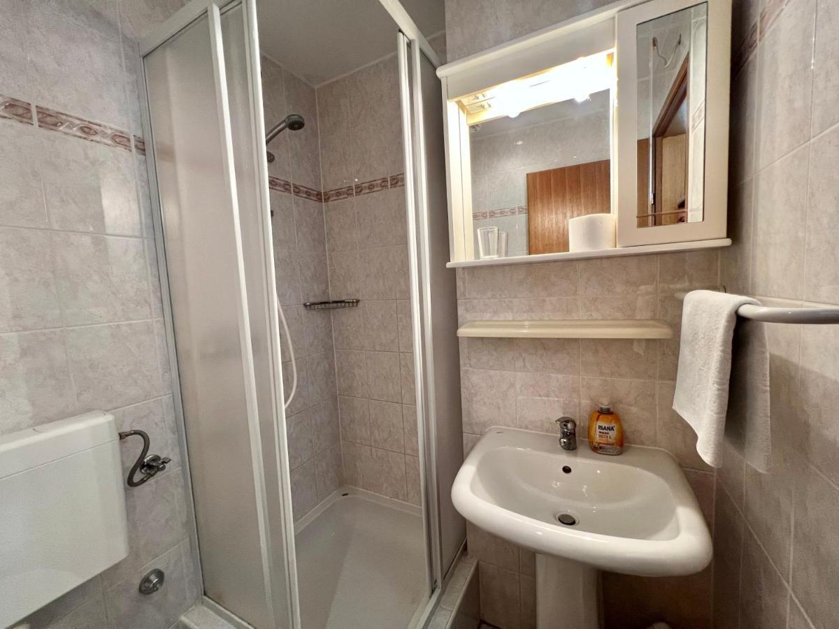 Apartments Jadranka Dramalj Ngoại thất bức ảnh